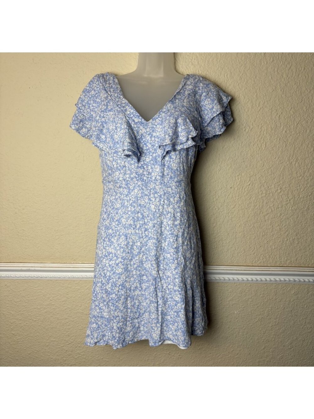 Altar'd State Floral Double V-Neck Flutter Sleeve Mini Dress Blue Size Medium
